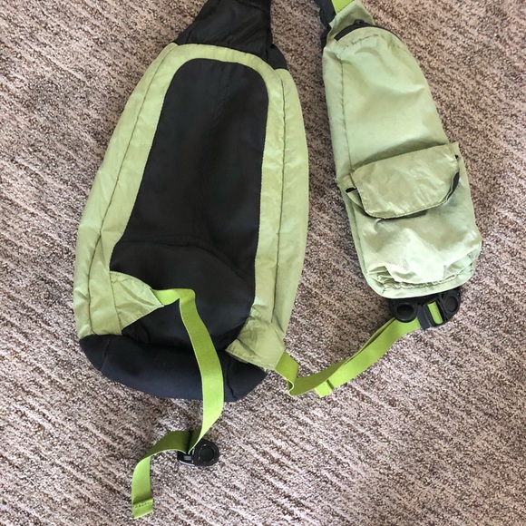 Stone island logo patch bag main image 5